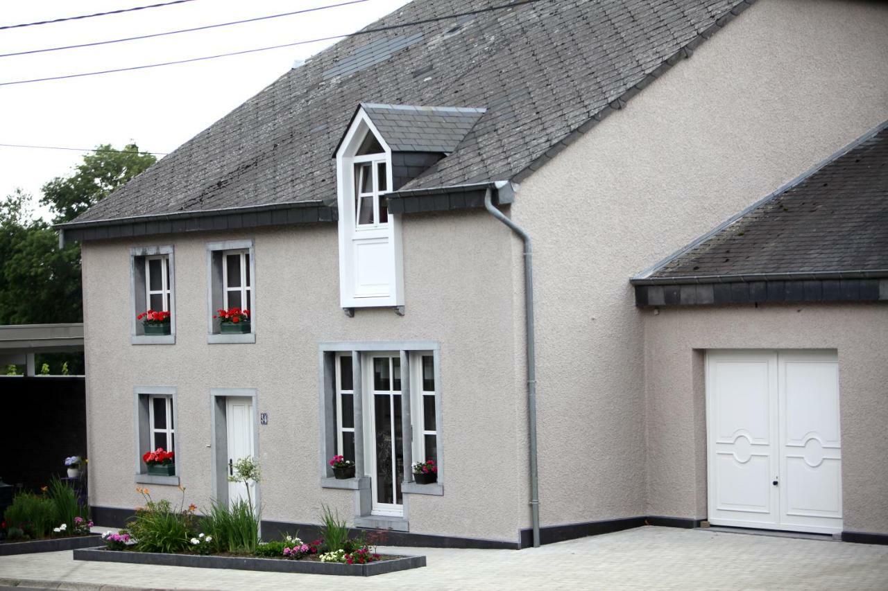 Les Sansonnets Vaux-sur-Sure Exterior foto